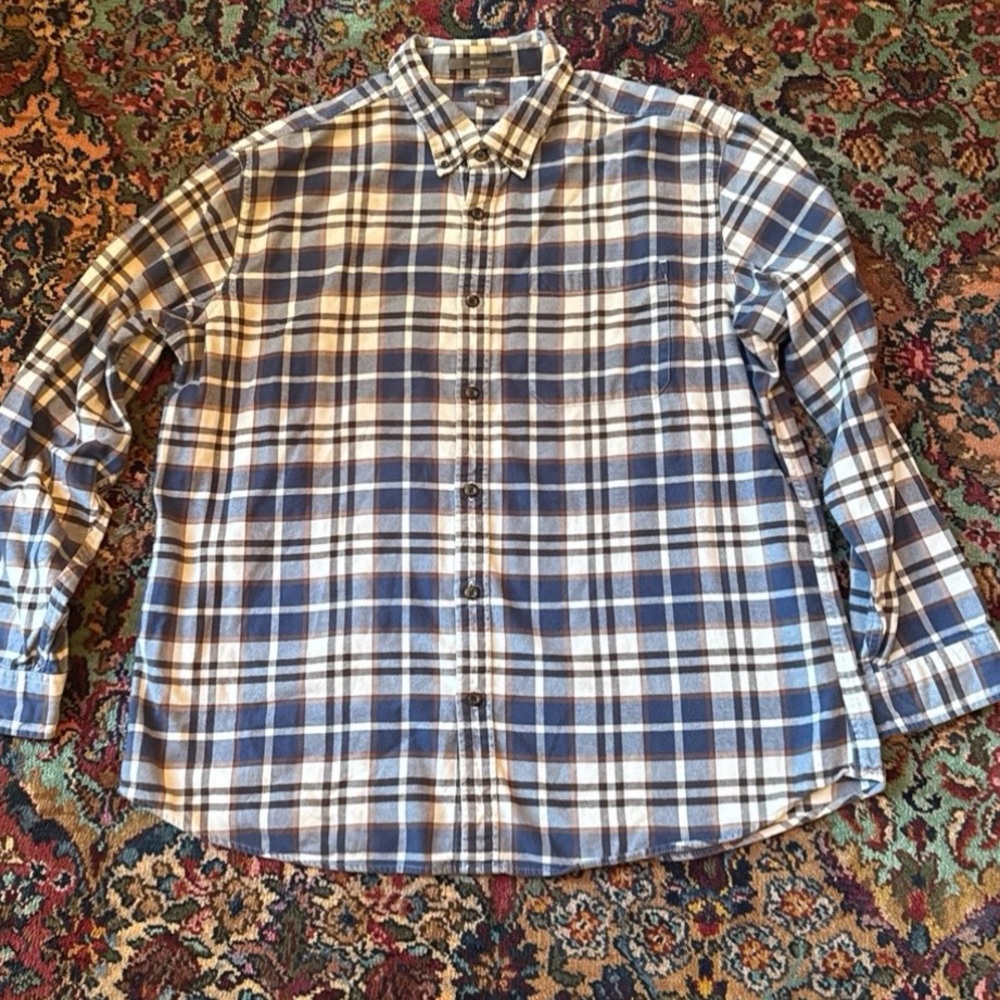 Eddie Bauer XL blue plaid flannel Button Down Shirt